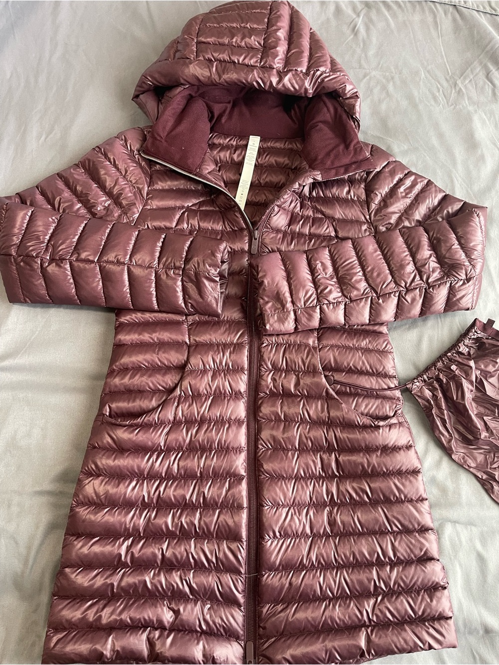 Lululemon puffer jacket with storage pouch